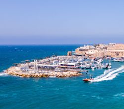 akko guided tour